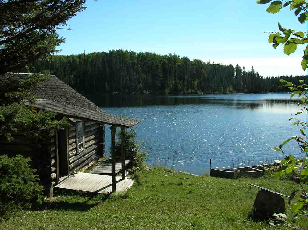 Greyowls cabin ajawaan lake